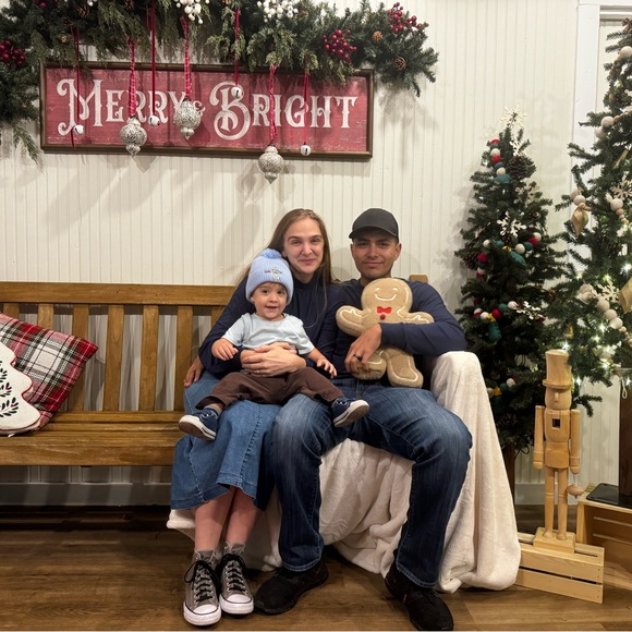 Meet your Posher, Erika - Picture 1 of 1